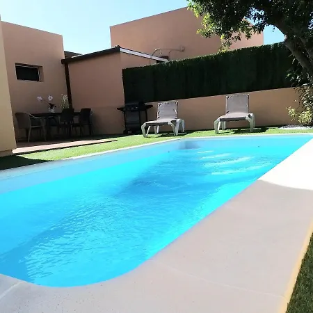 Palmarsu Casa de Férias La Oliva